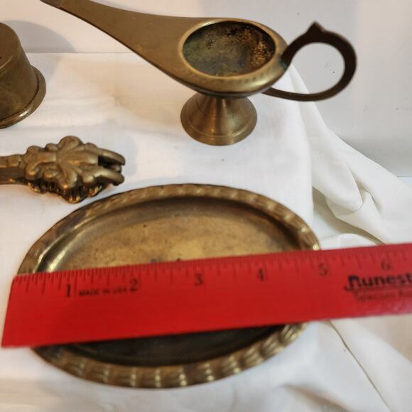 Vintage Brass Office Decor Lot – Stamp Roll, Genie Lamp, Tray & More - Picture 11 of 12